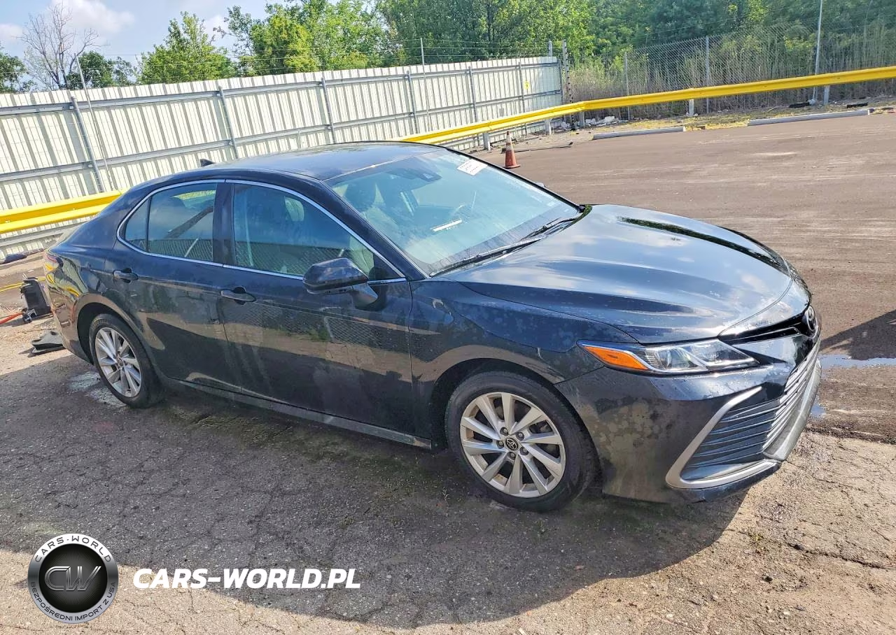 2022 Toyota Camry Le VIN:4T1R11AK3NU694799 - 4