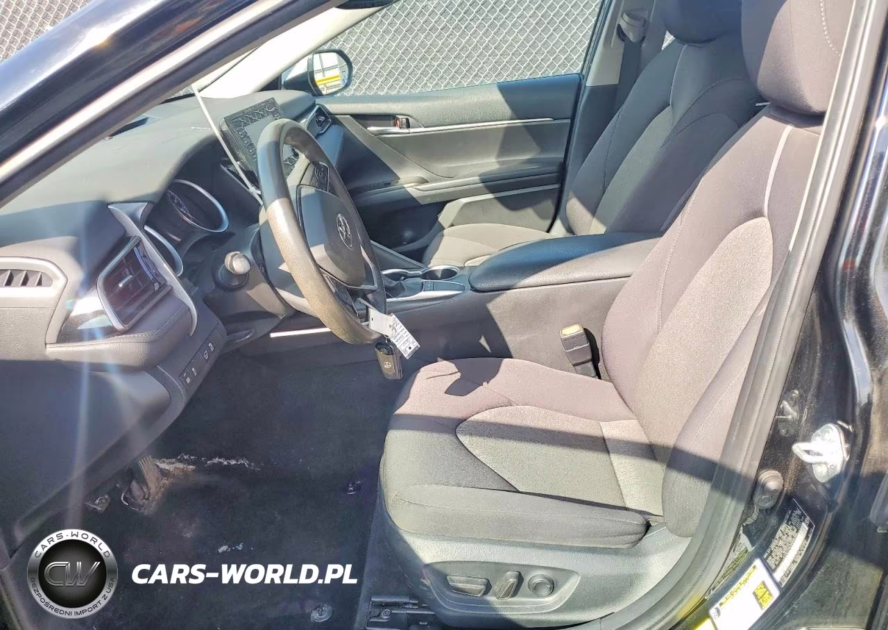 2022 Toyota Camry Le VIN:4T1R11AK3NU694799 - 7