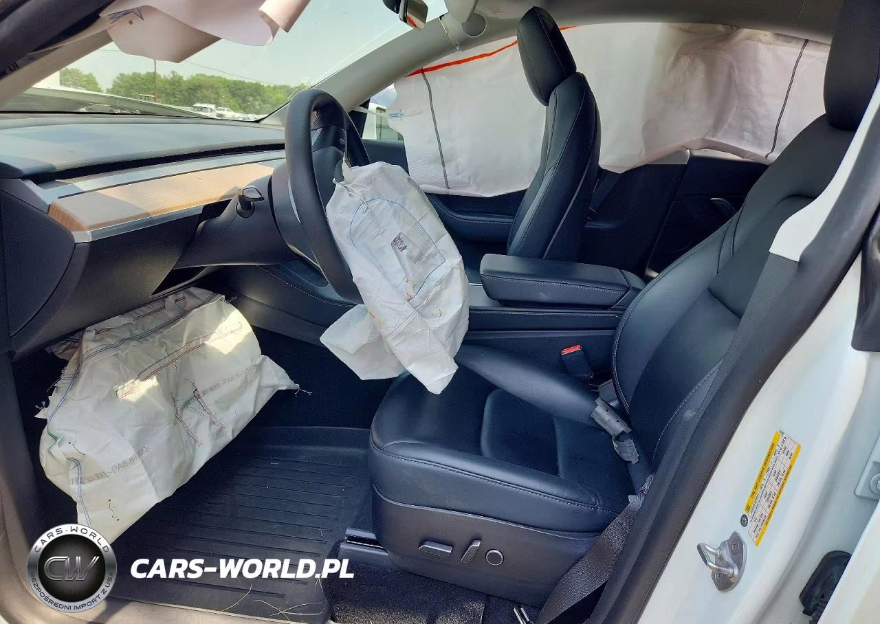 2022 Tesla Model Y VIN:7SAYGDEE9NF317037 - 7