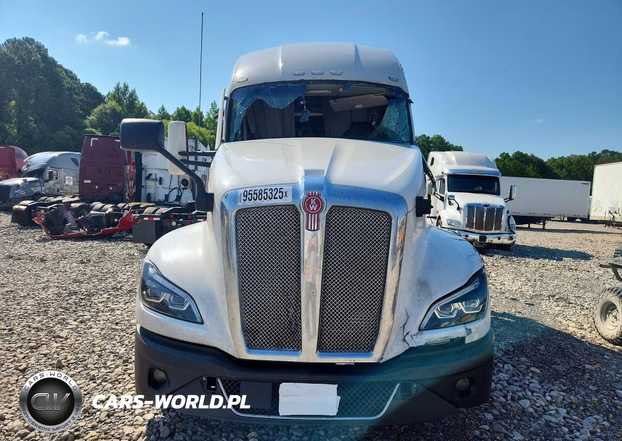 2022 Kenworth T680 Semi Truck VIN:1XKYD49XXNJ134650 - 5