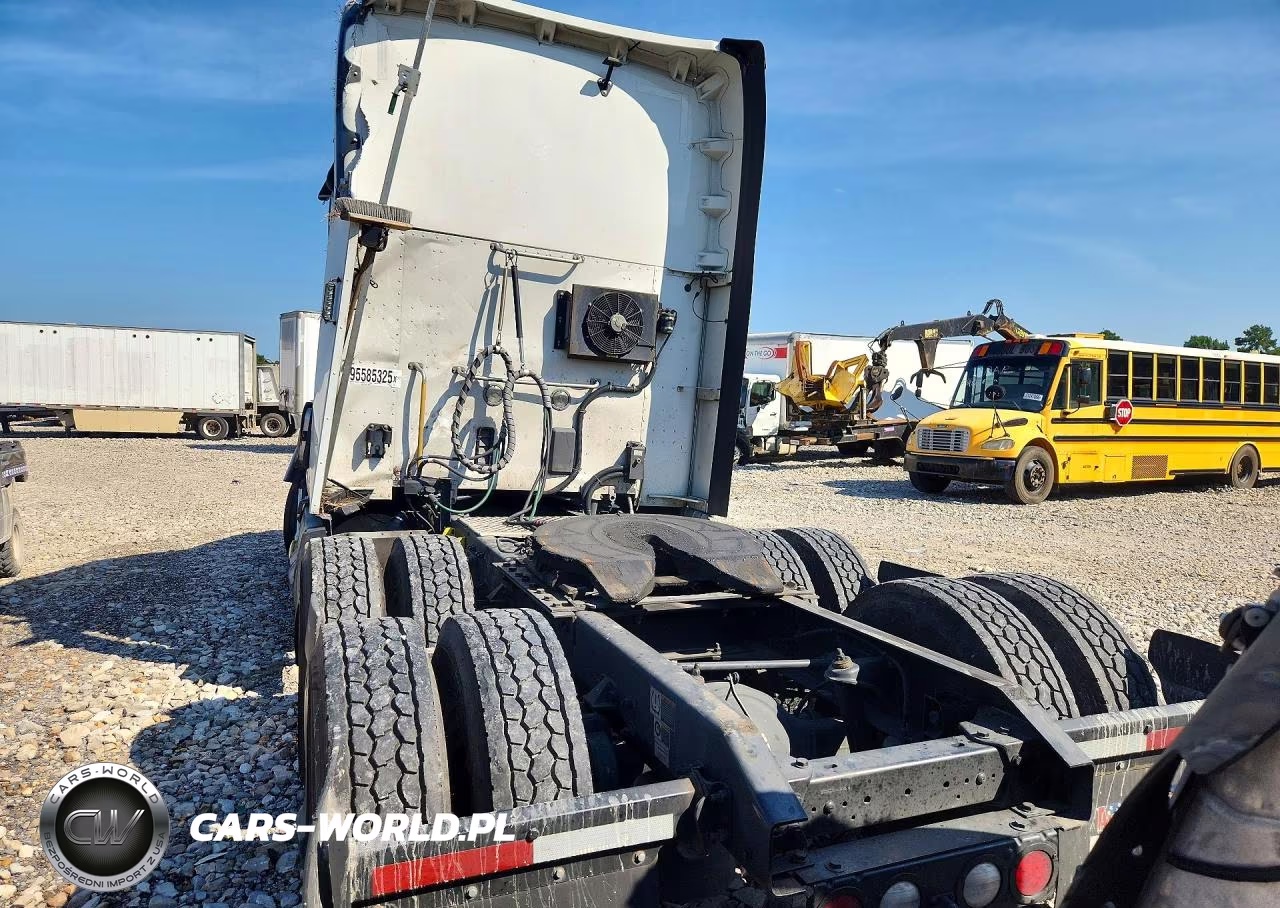 2022 Kenworth T680 Semi Truck VIN:1XKYD49XXNJ134650 - 6