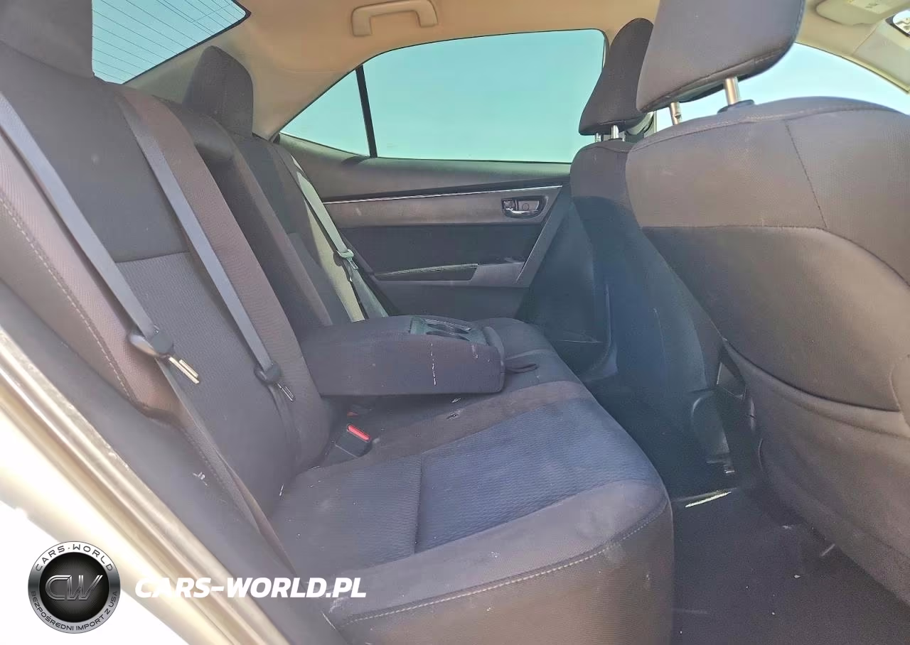 2019 Toyota Corolla Le VIN:2T1BURHE3KC235664 - 10