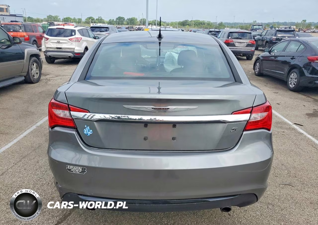 2013 Chrysler 200 Touring VIN:1C3CCBBG9DN684781 - 6
