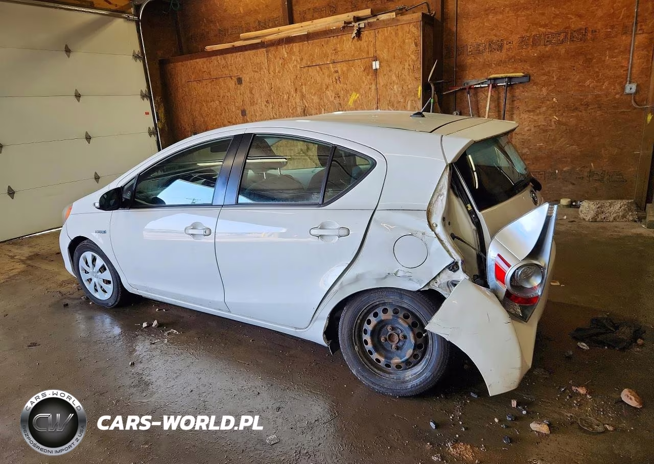 2012 Toyota Prius C Two VIN:JTDKDTB30C1519277 - 2