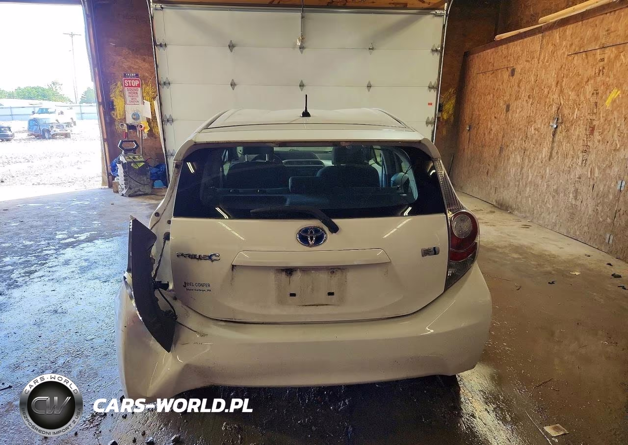 2012 Toyota Prius C Two VIN:JTDKDTB30C1519277 - 6