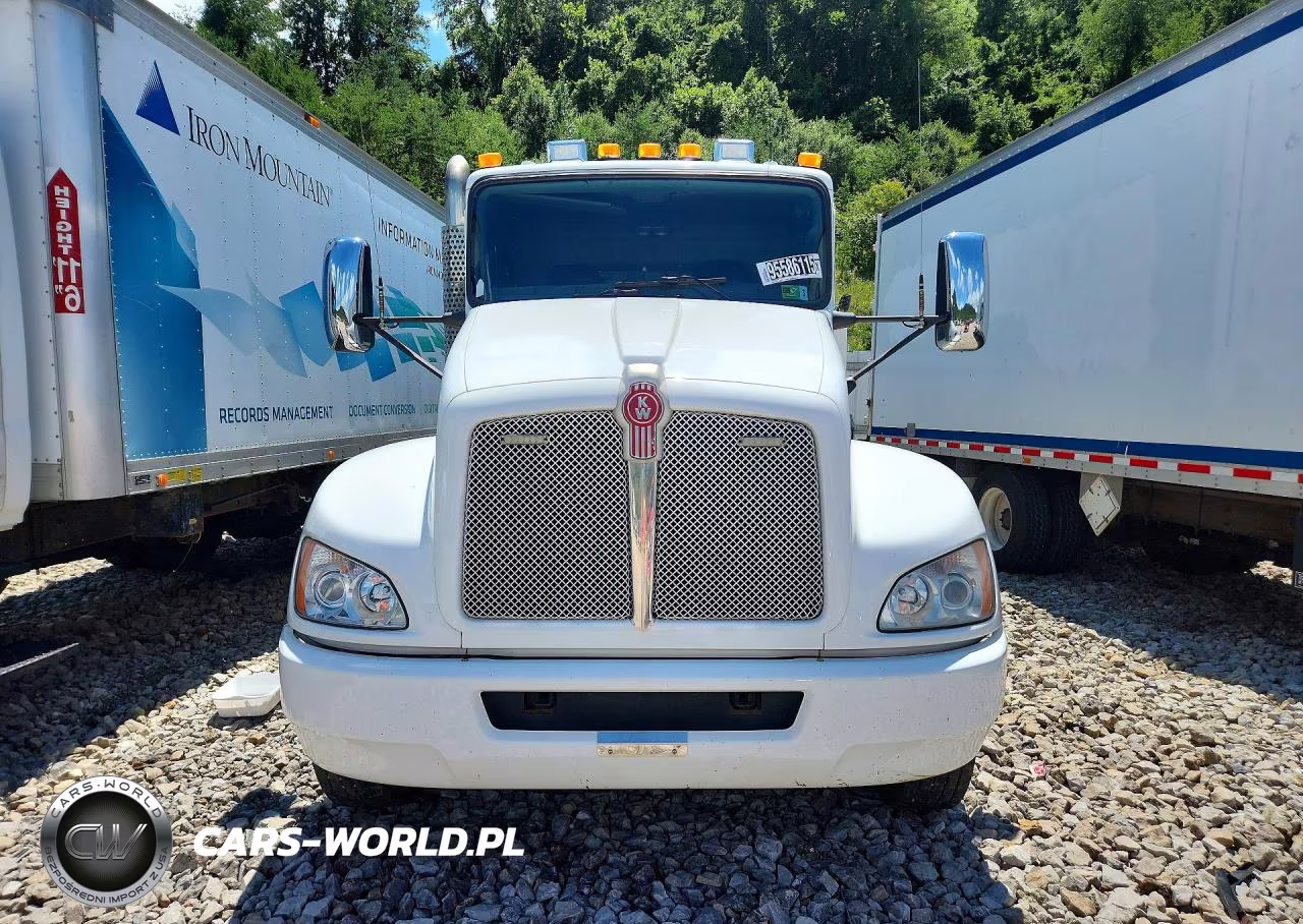 2016 Kenworth T370 Railroad Service Truck VIN:2NKHHJ7X6GM113757 - 5