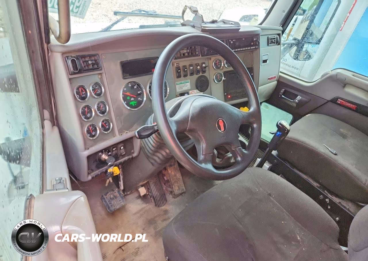 2016 Kenworth T370 Railroad Service Truck VIN:2NKHHJ7X6GM113757 - 8