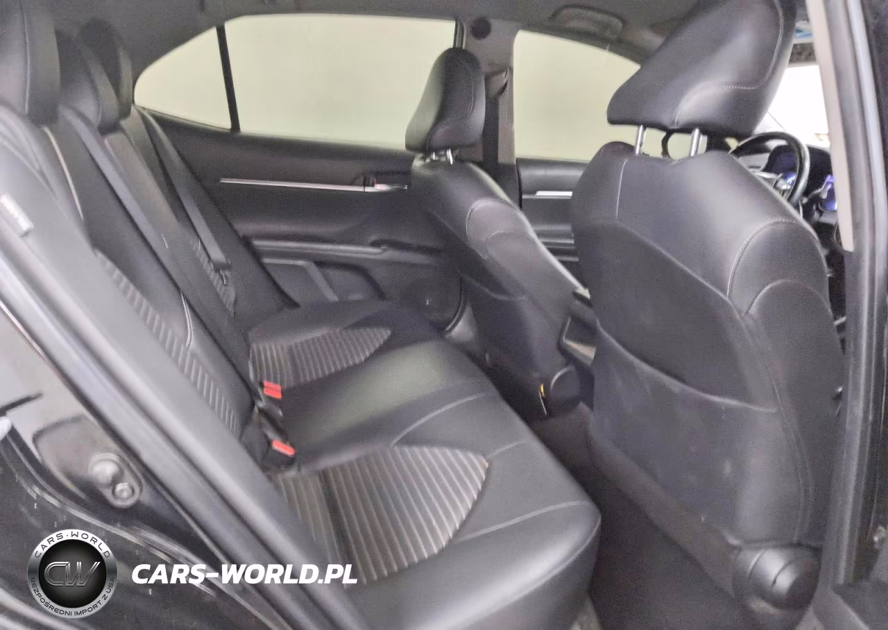 2018 Toyota Camry Se VIN:JTNB11HK4J3009572 - 10