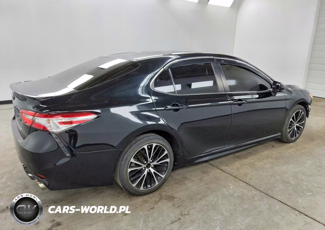 2018 Toyota Camry Se VIN:JTNB11HK4J3009572 - 3