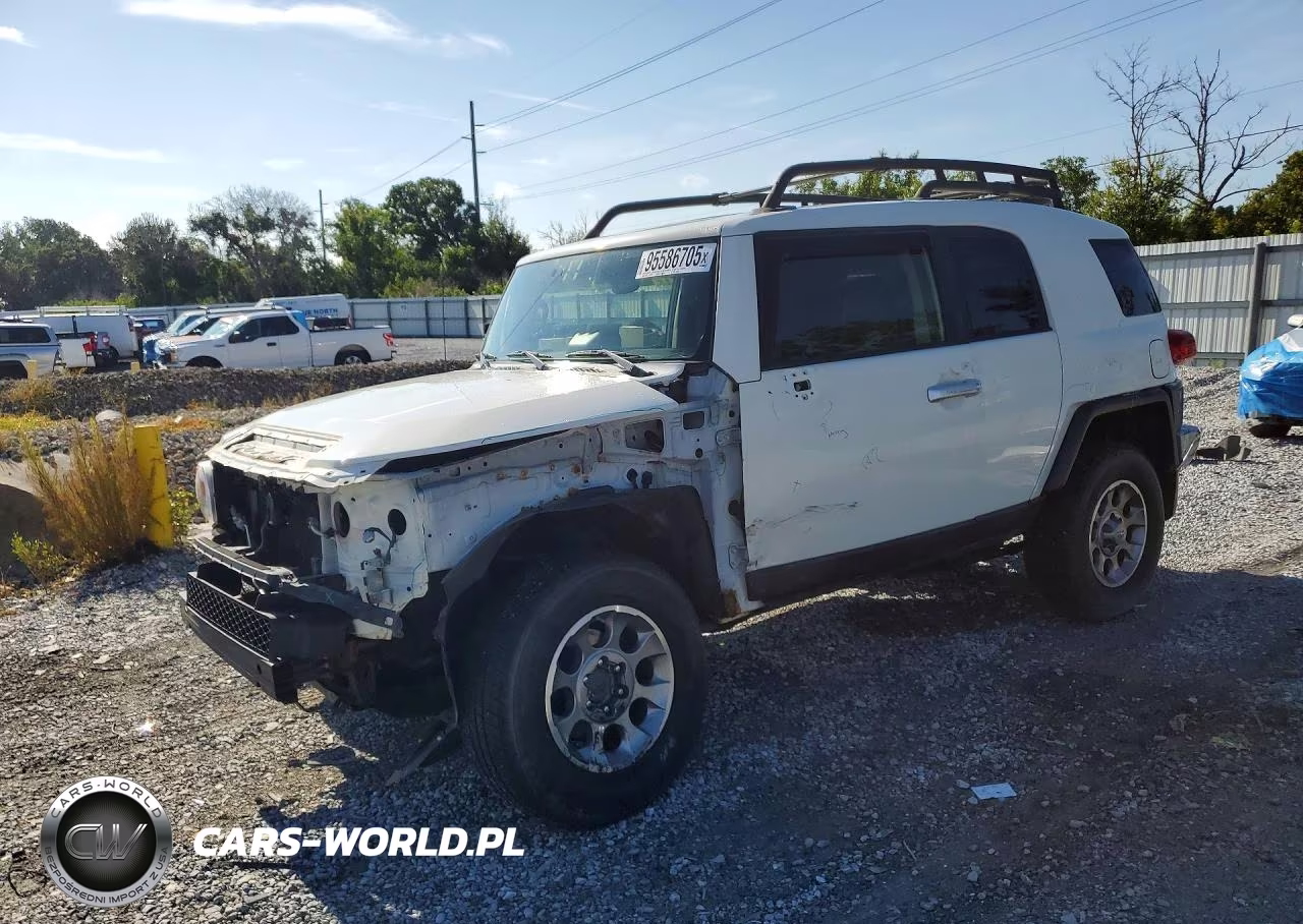 2013 Toyota Fj Cruiser Base – zdjęcie 1 z 13