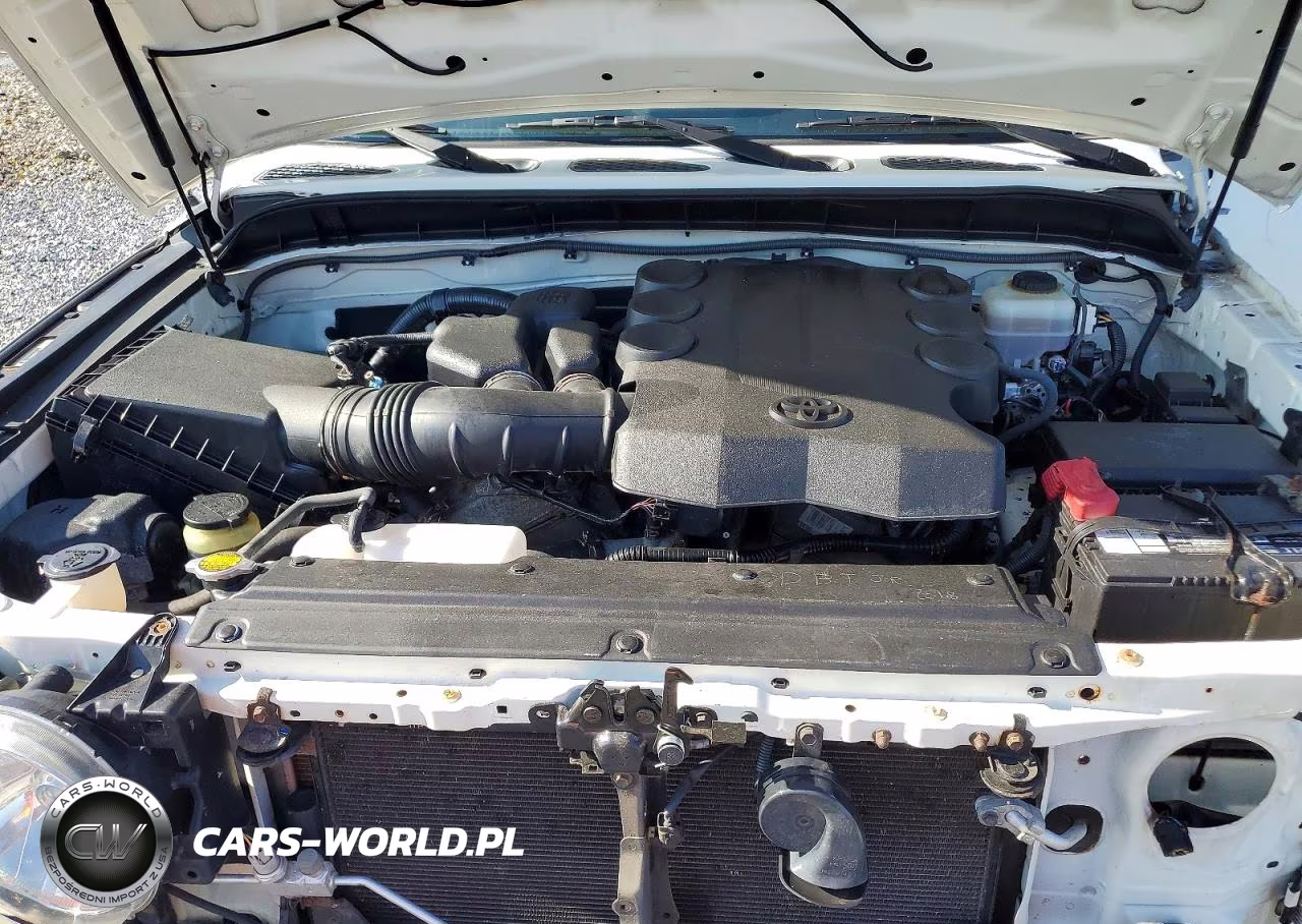 2013 Toyota Fj Cruiser Base VIN:JTEBU4BF8DK158520 - 11