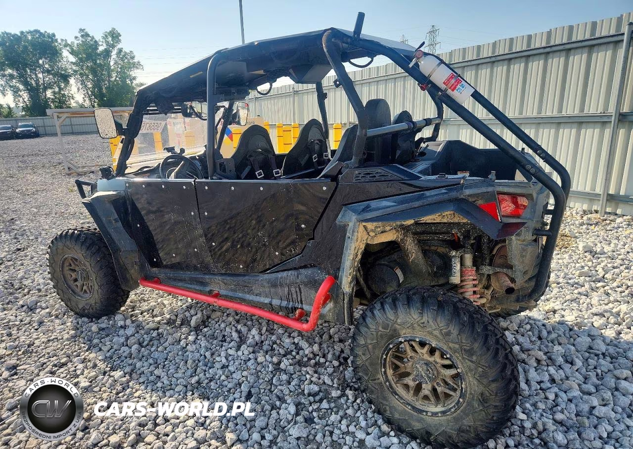2017 Polaris Razor VIN:4XAVCE872HB677926 - 3