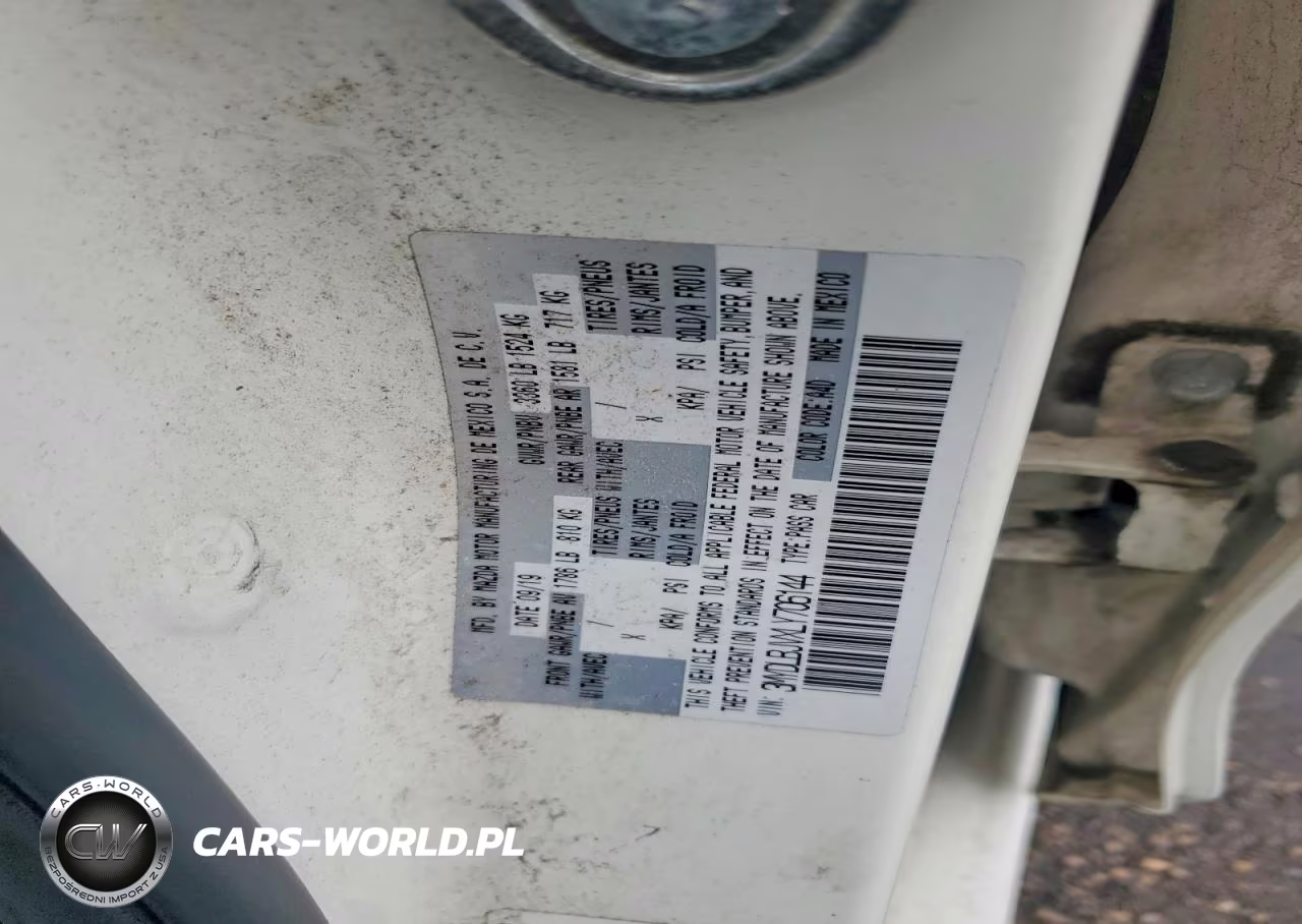 2020 Toyota Yaris Hatchback Le VIN:3MYDLBJVXLY706144 - 12