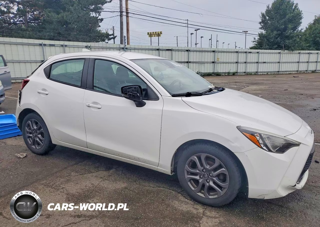 2020 Toyota Yaris Hatchback Le VIN:3MYDLBJVXLY706144 - 4
