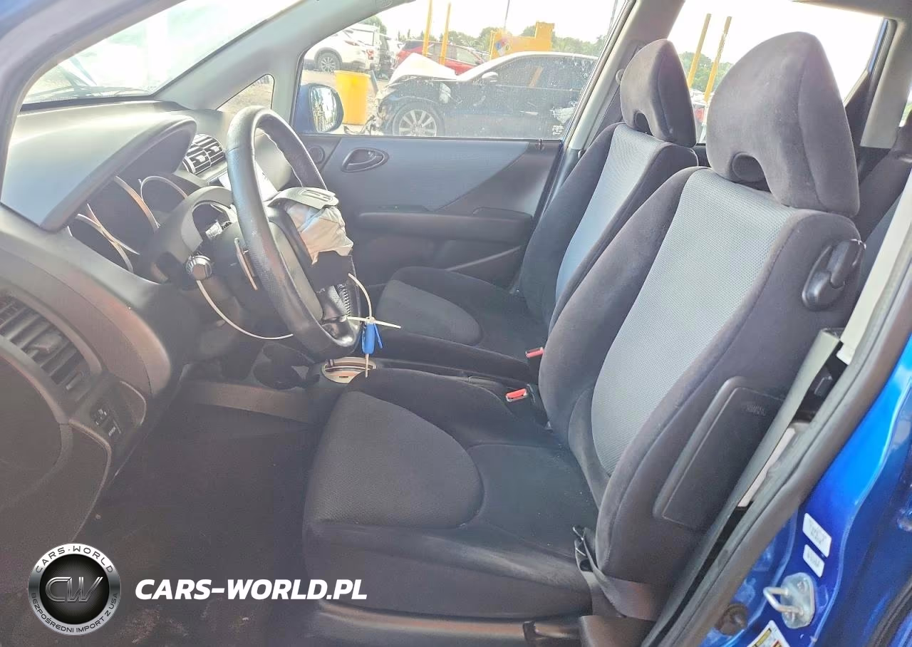 2007 Honda Fit S VIN:JHMGD38637S028689 - 7