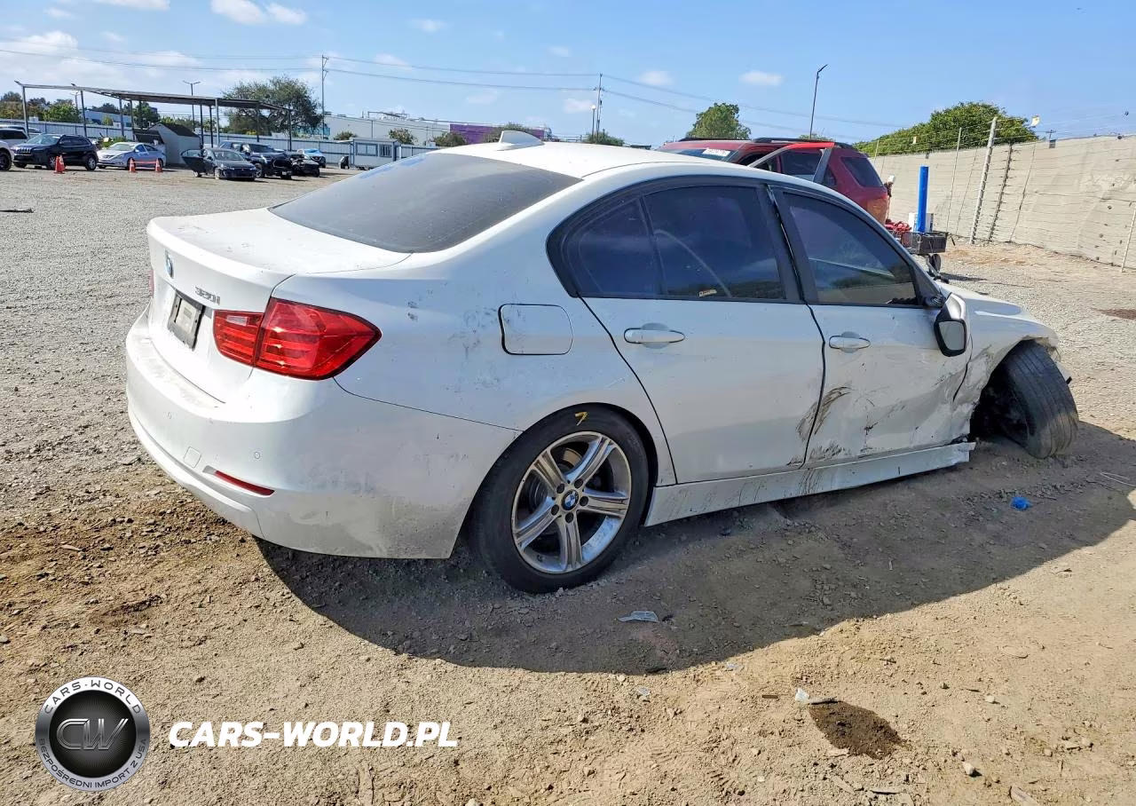 2015 BMW 320 I VIN:WBA3B1G5XFNT63607 - 3