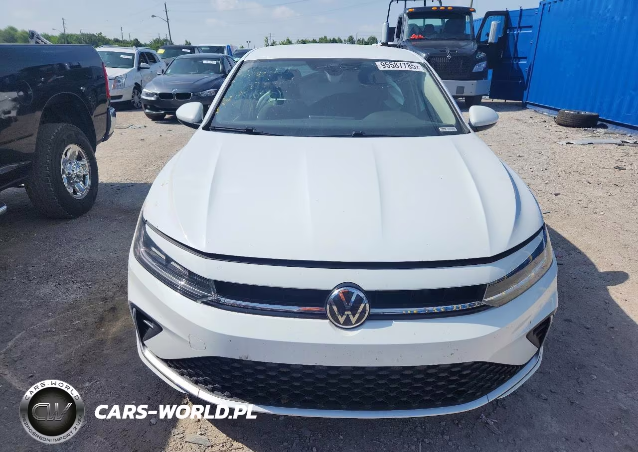 2025 Volkswagen Jetta S VIN:3VW5X7BU1SM024640 - 5