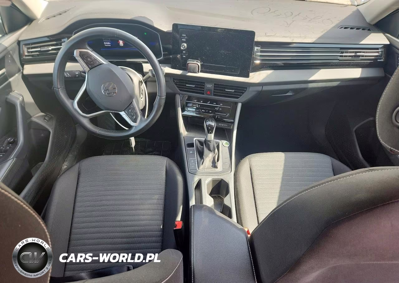 2025 Volkswagen Jetta S VIN:3VW5X7BU1SM024640 - 8