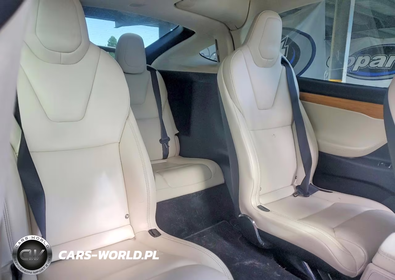 2018 Tesla Model X VIN:5YJXCBE28JF141476 - 10