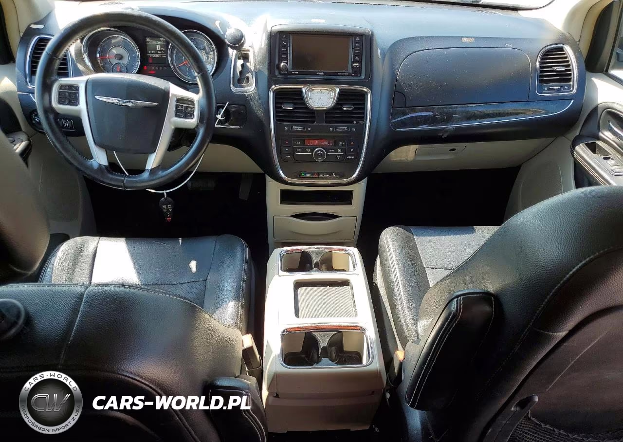 2015 Chrysler Town & Country Touring L VIN:2C4RC1CG3FR582316 - 8