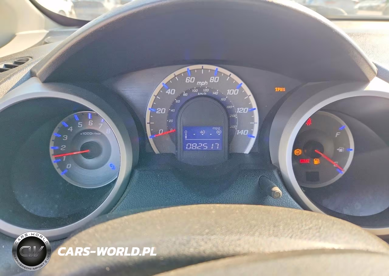 2010 Honda Fit Sport VIN:JHMGE8H49AC003628 - 9