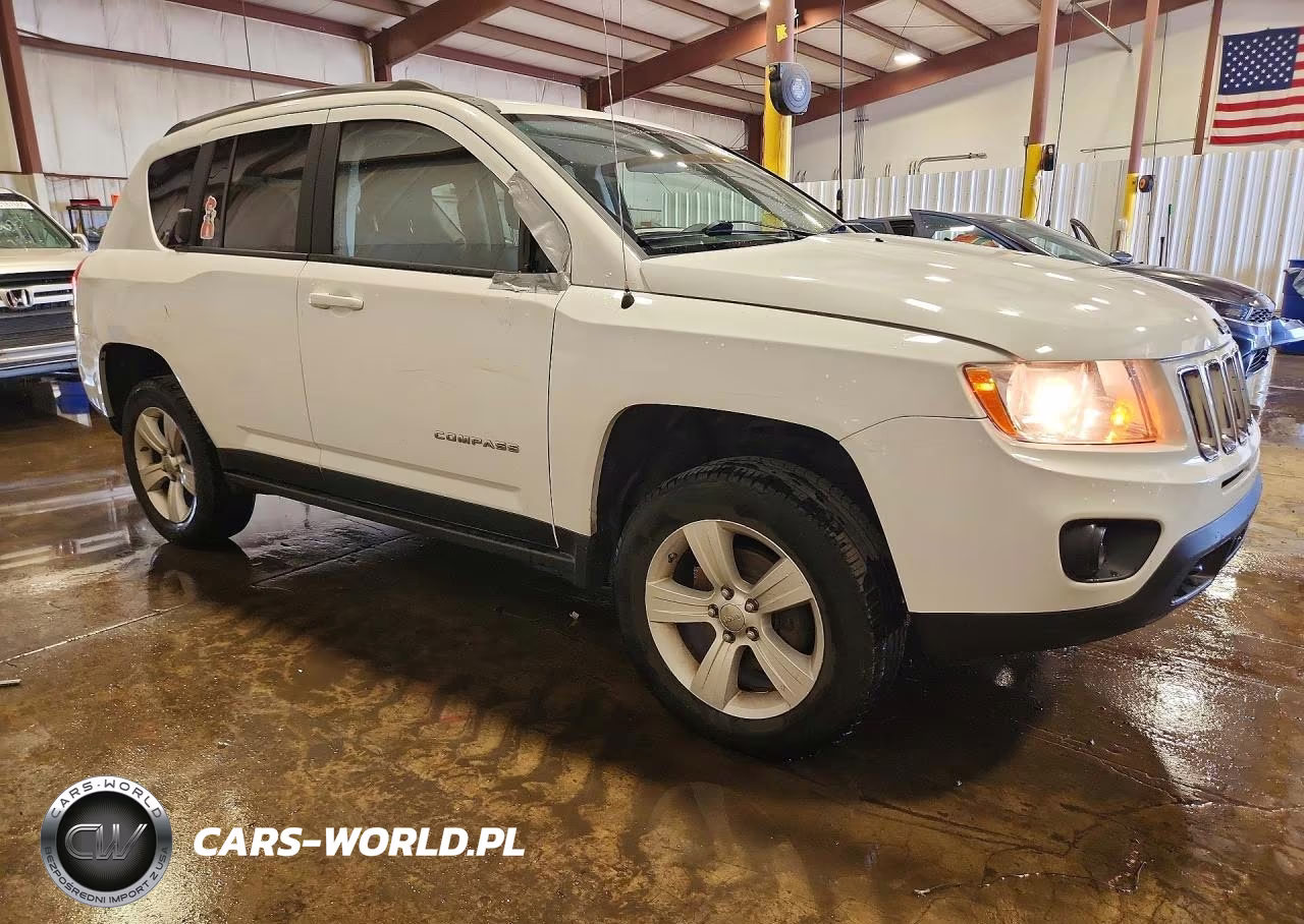 2012 Jeep Compass Sport VIN:1C4NJDBB0CD612446 - 4