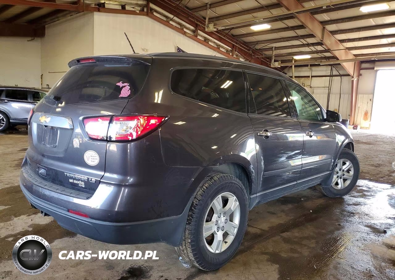 2013 Chevrolet Traverse Ls VIN:1GNKRFED7DJ124741 - 3