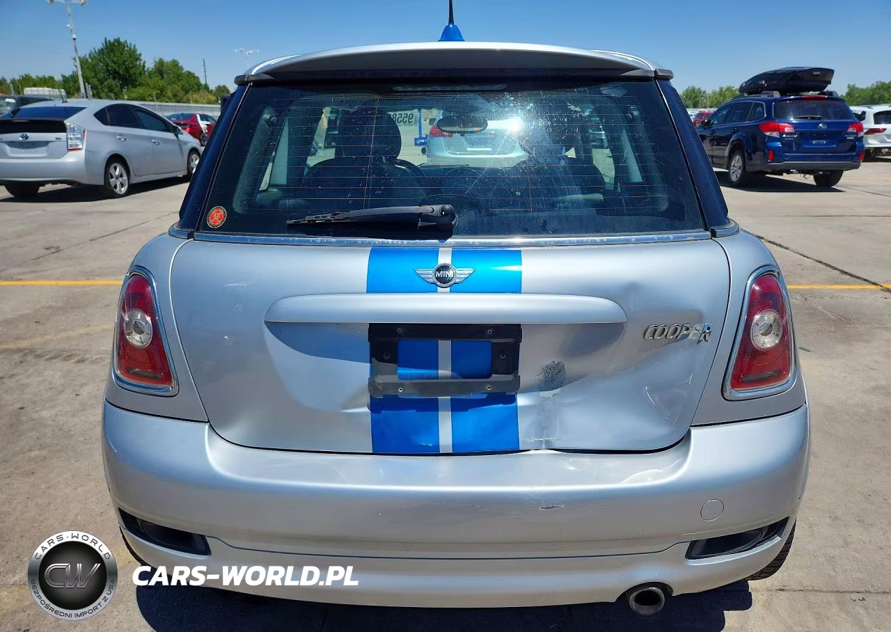 2010 Mini Cooper VIN:WMWMF3C51ATZ28096 - 6