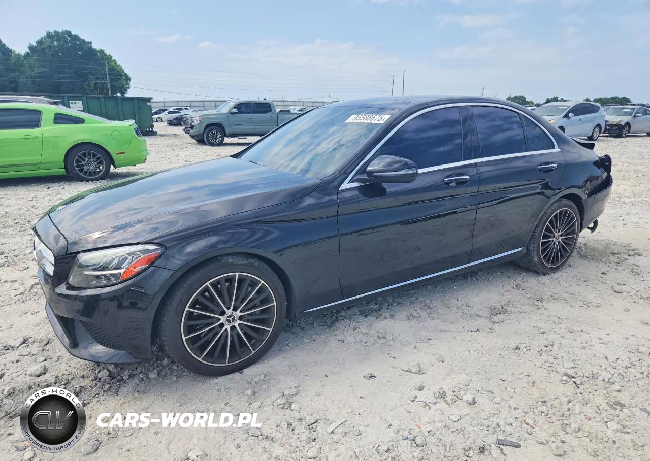 2021 Mercedes-Benz C 300
