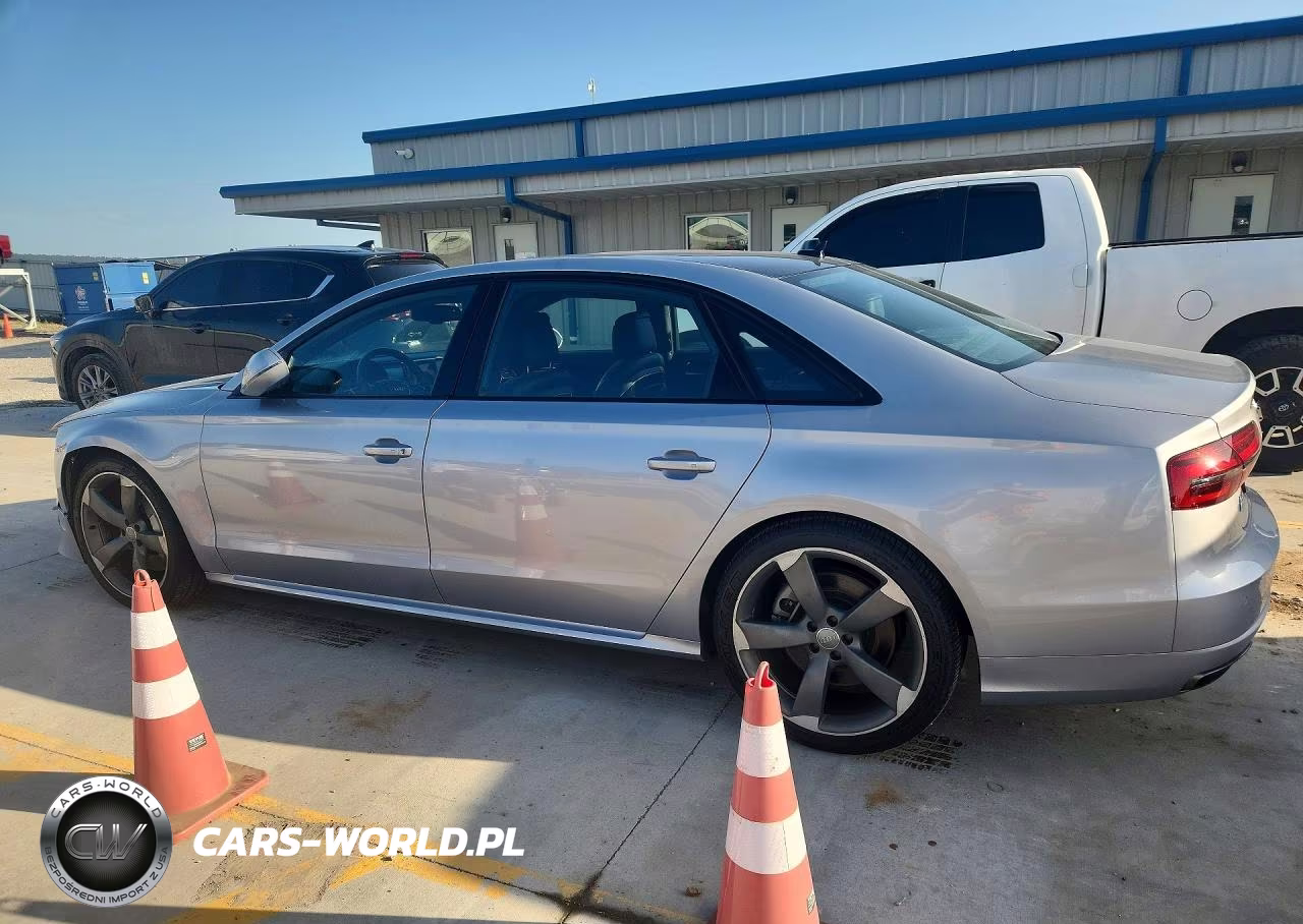 2017 Audi A8 L Quattro VIN:WAU43AFD0HN017644 - 2