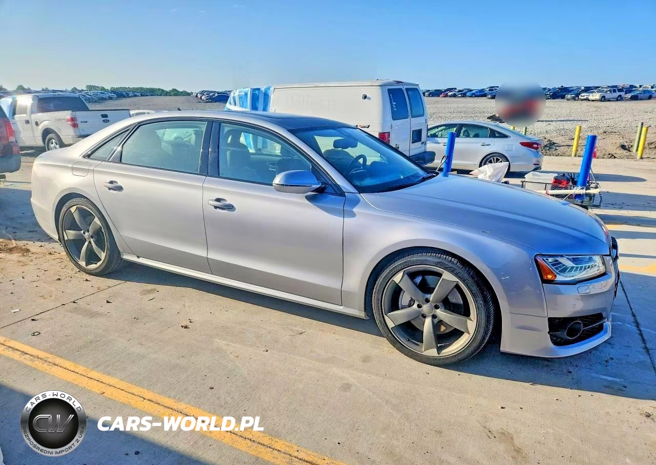 2017 Audi A8 L Quattro VIN:WAU43AFD0HN017644 - 4