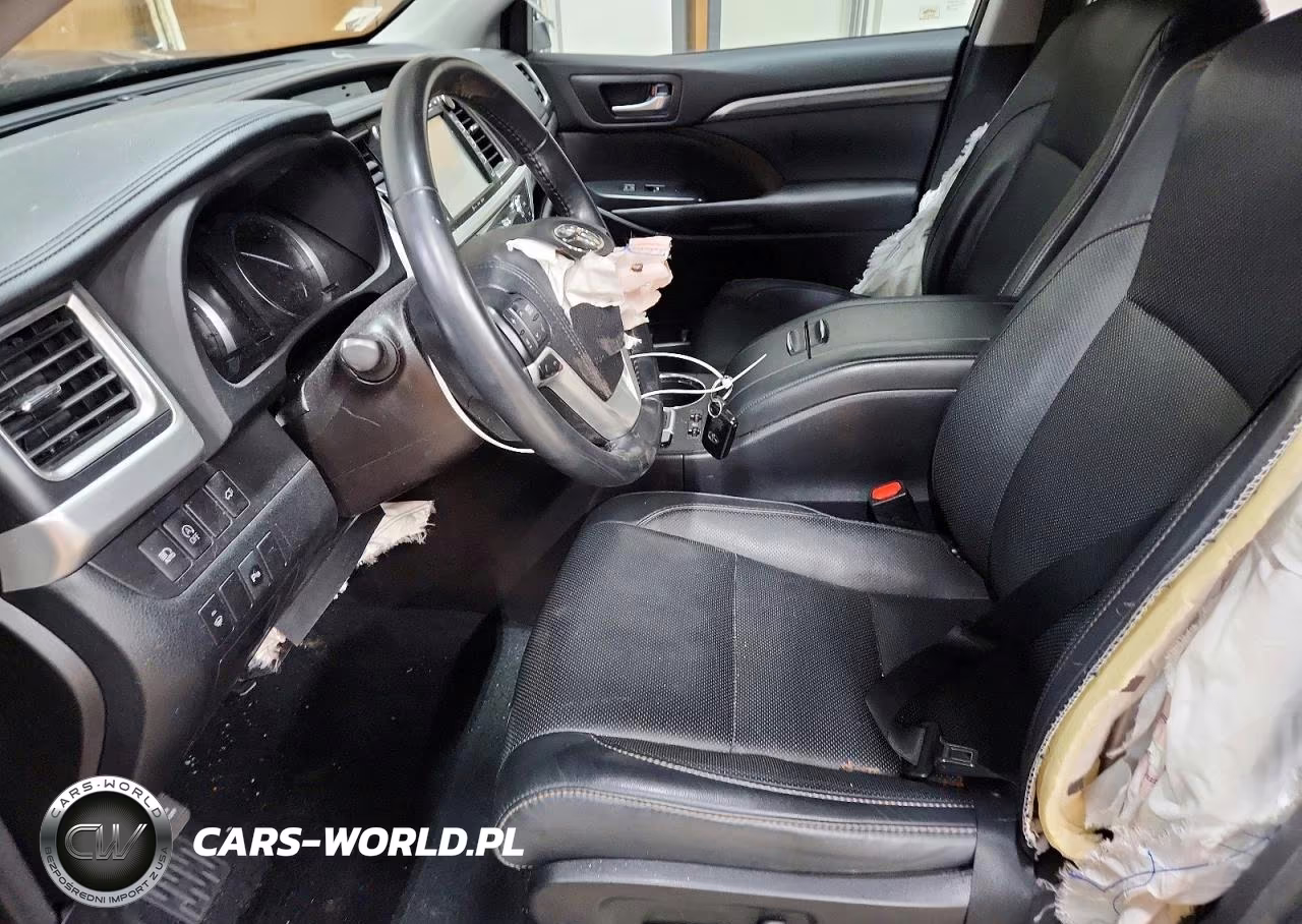 2018 Toyota Highlander Limited VIN:5TDDZRFH1JS805626 - 7