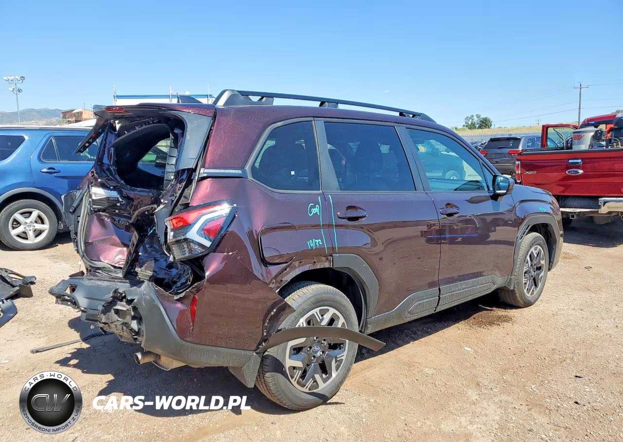 2026 Subaru Forester Premium VIN:4S4SLDD65T3038683 - 3