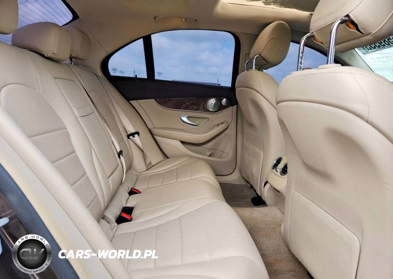 2015 Mercedes-Benz C 300 4Matic VIN:55SWF4KB7FU035741 - 10