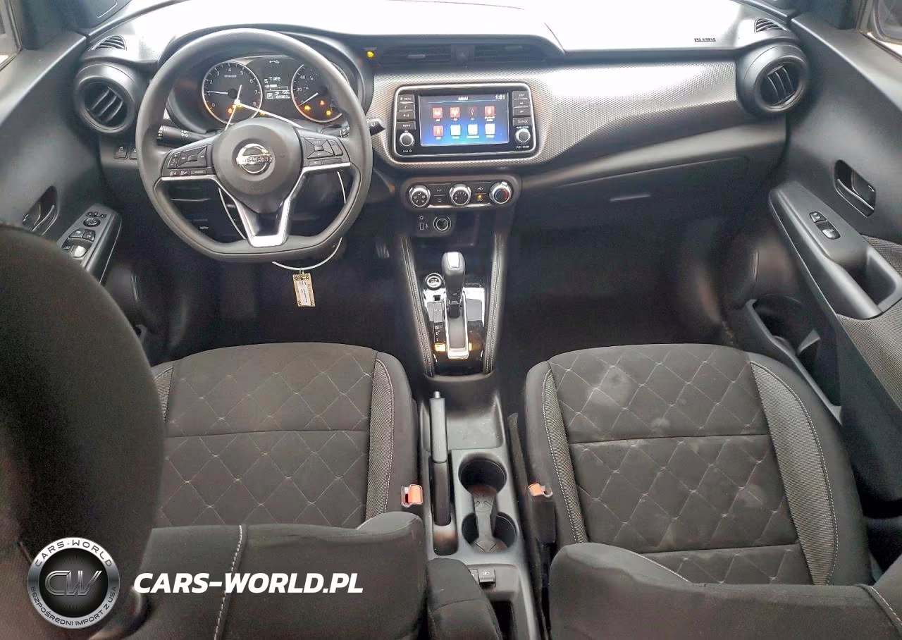 2019 Nissan Kicks S VIN:3N1CP5CU0KL565121 - 8