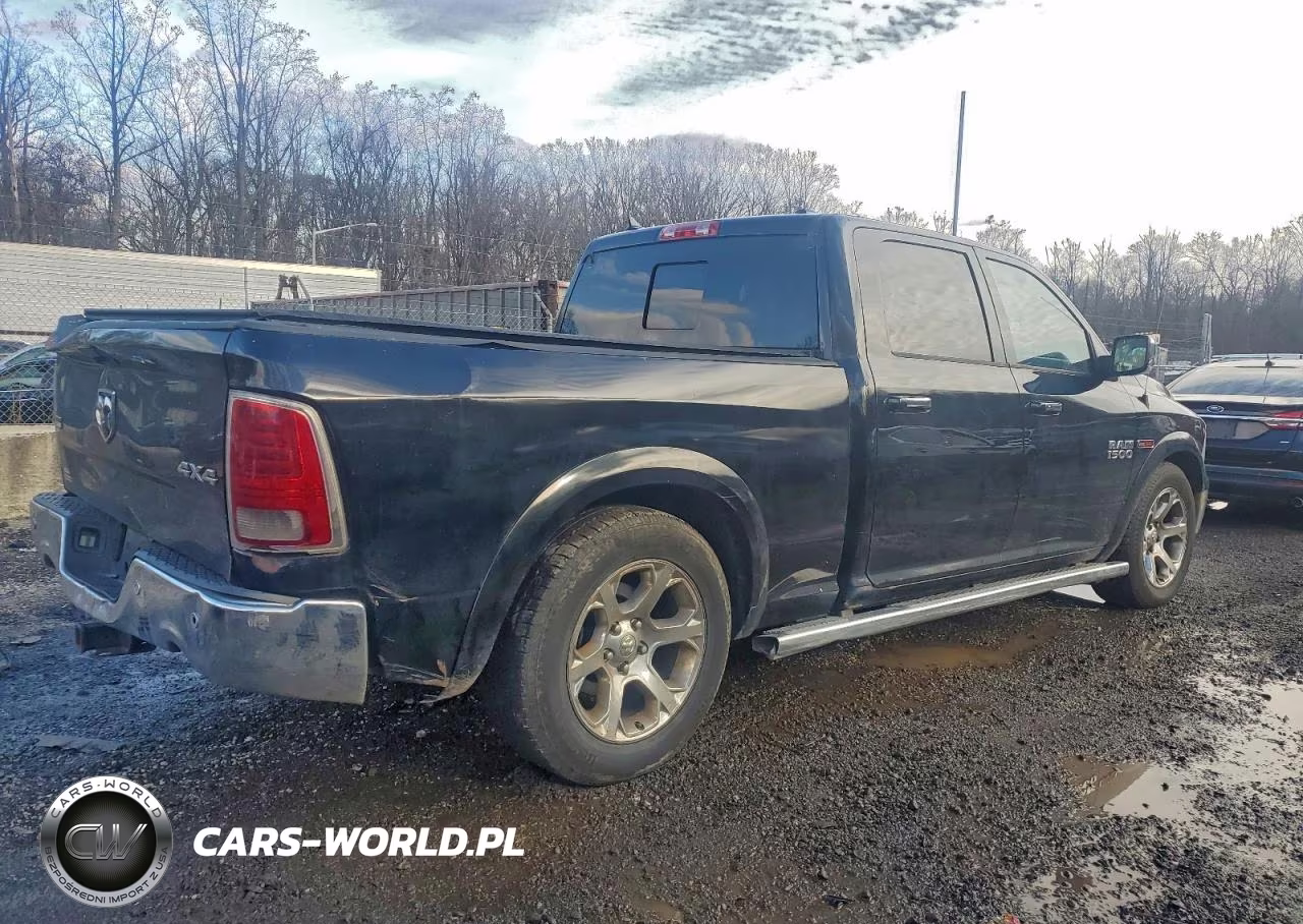 2014 Ram 1500 Laramie VIN:1C6RR7VM5ES337574 - 3