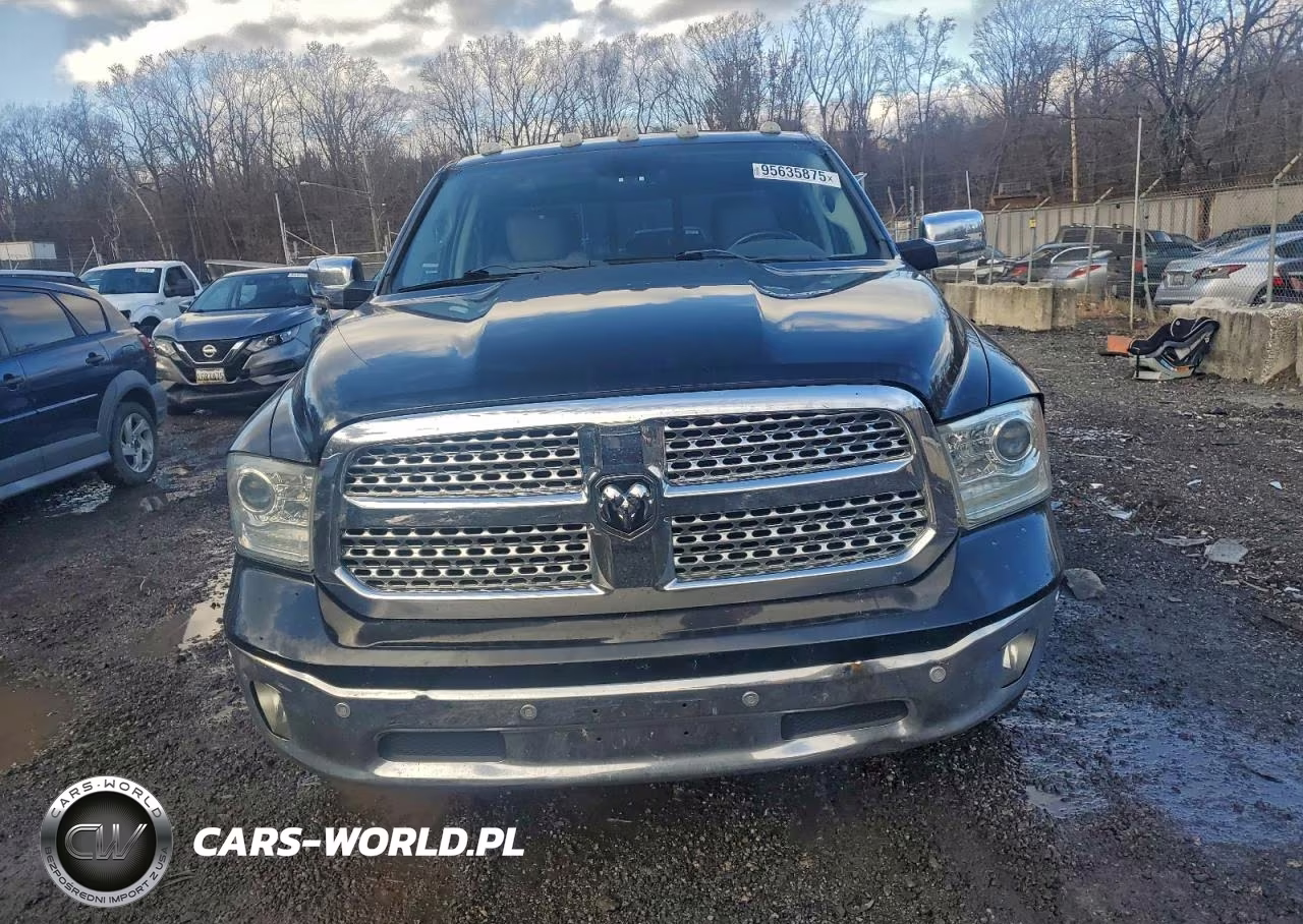2014 Ram 1500 Laramie VIN:1C6RR7VM5ES337574 - 5