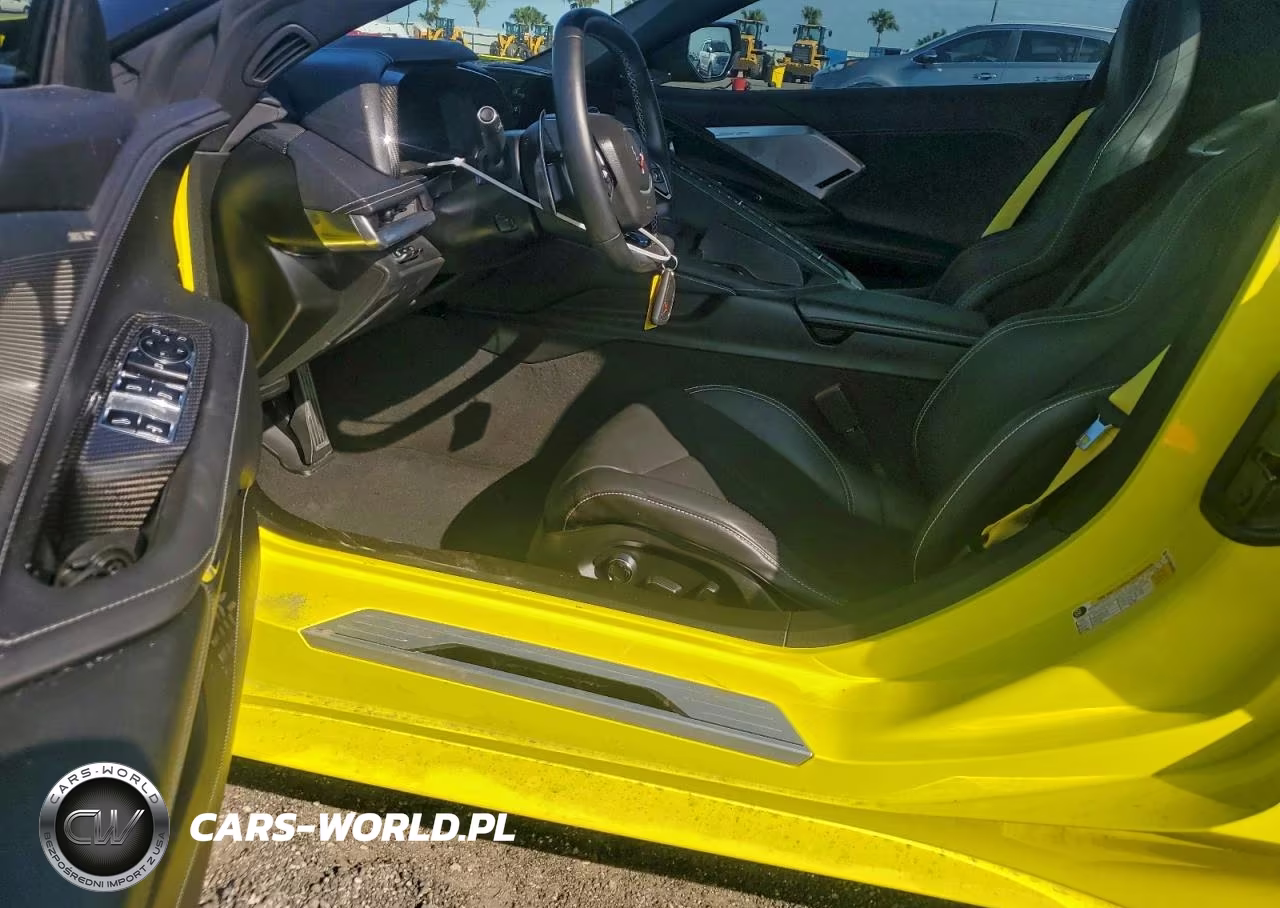 2021 Chevrolet Corvette Stingray 2Lt VIN:1G1YB3D46M5108636 - 8