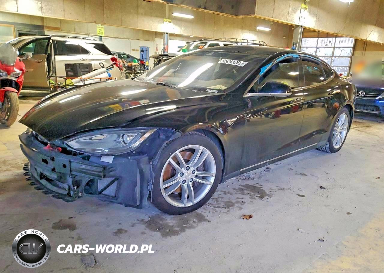 2015 Tesla Model S 70D