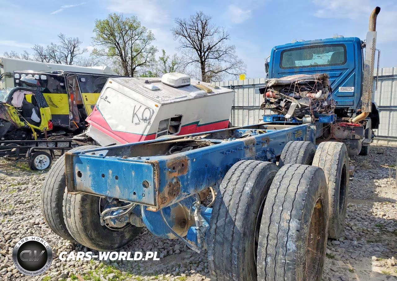 2023 International Hx620 Truck Cab And Chassis VIN:3HTPCAPT8PN260078 - 4