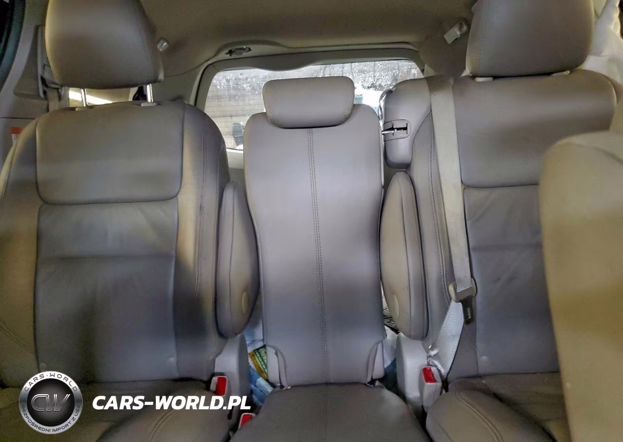 2016 Toyota Sienna Xle VIN:5TDYK3DC1GS748248 - 10