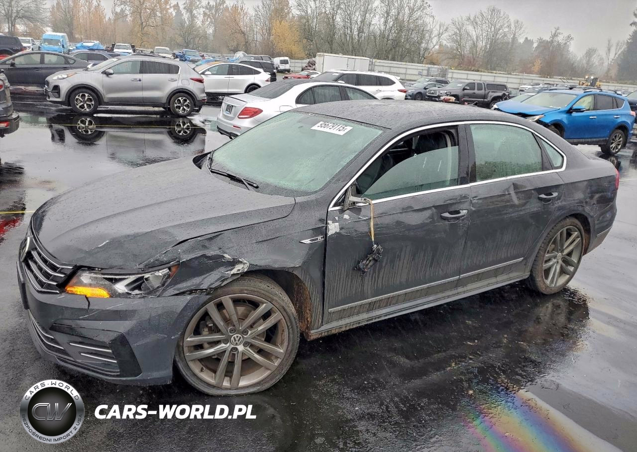 2017 Volkswagen Passat R-Line
