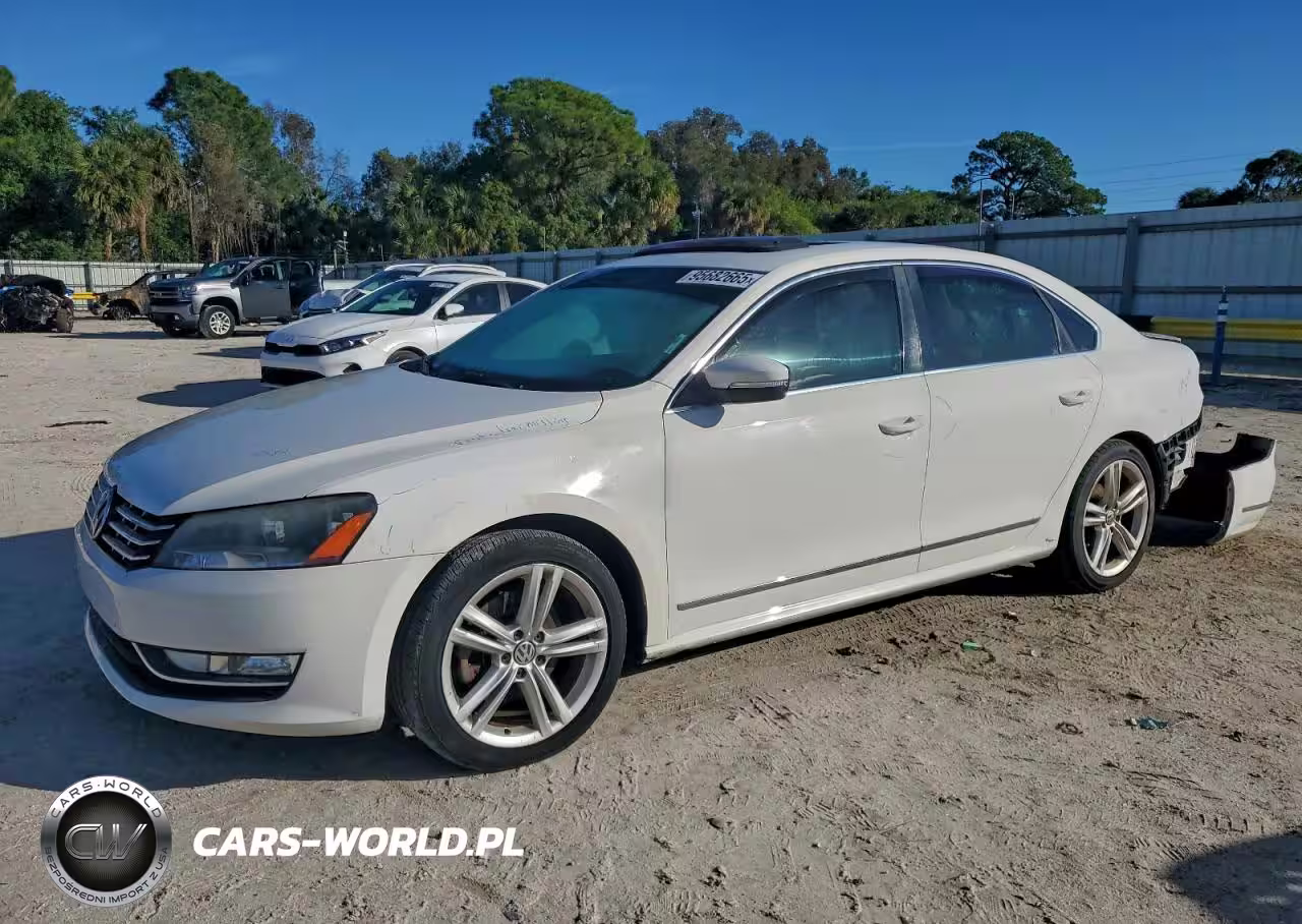 2013 Volkswagen Passat Sel