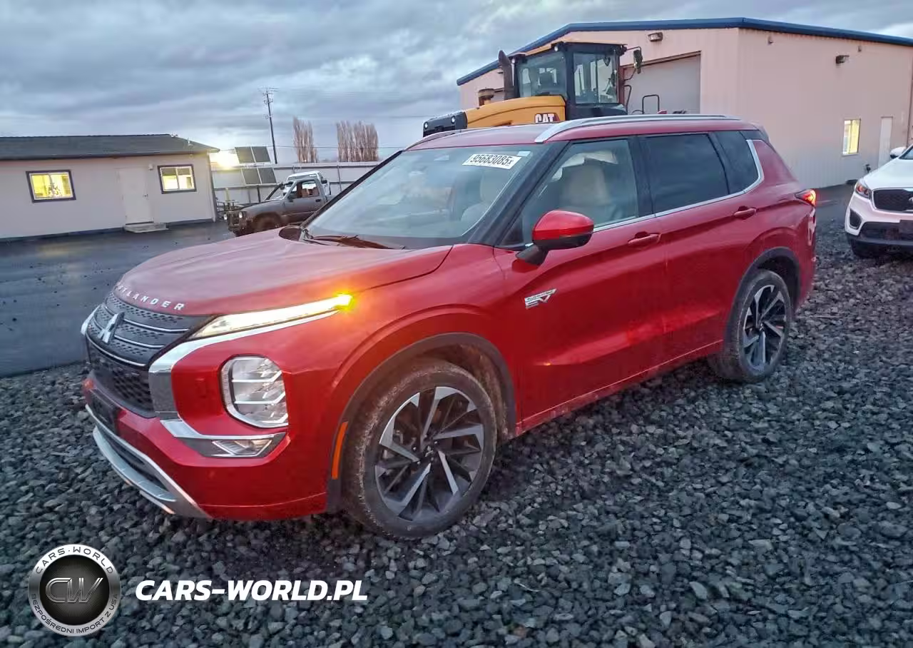 2023 Mitsubishi Outlander Sel