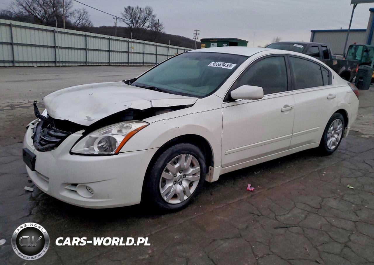 2012 Nissan Altima Base