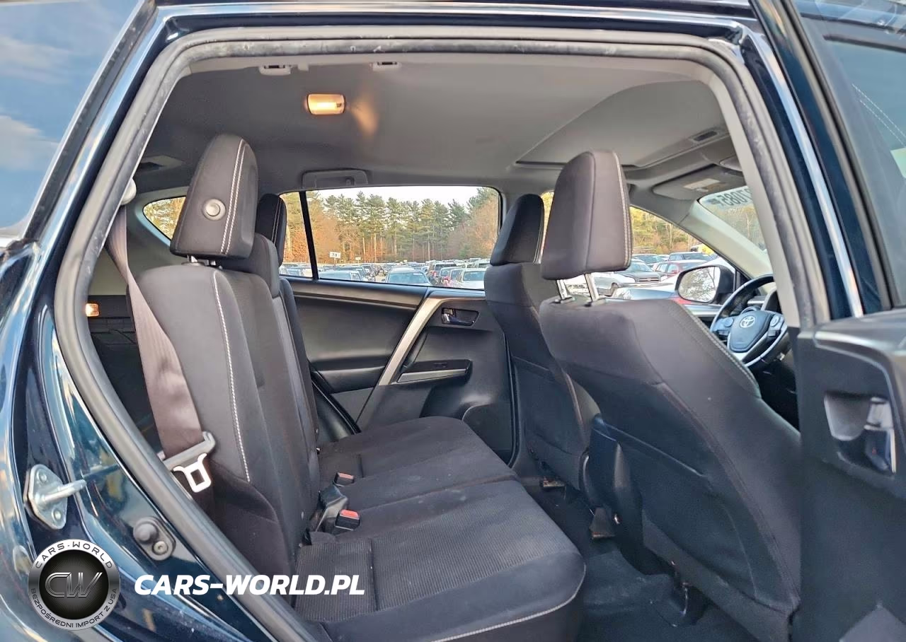 2018 Toyota Rav4 Base VIN:JTMRFREV1JJ249708 - 11