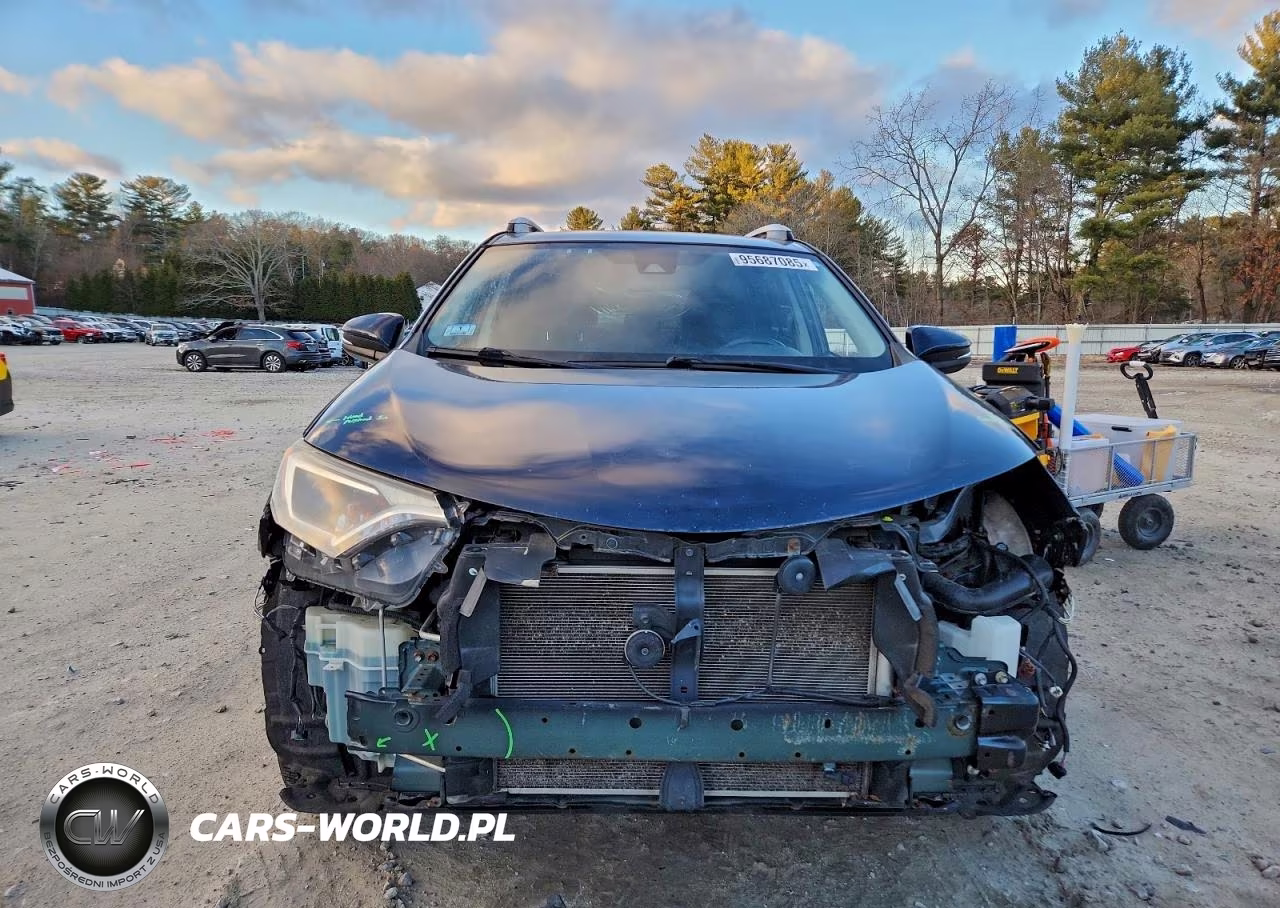 2018 Toyota Rav4 Base VIN:JTMRFREV1JJ249708 - 5