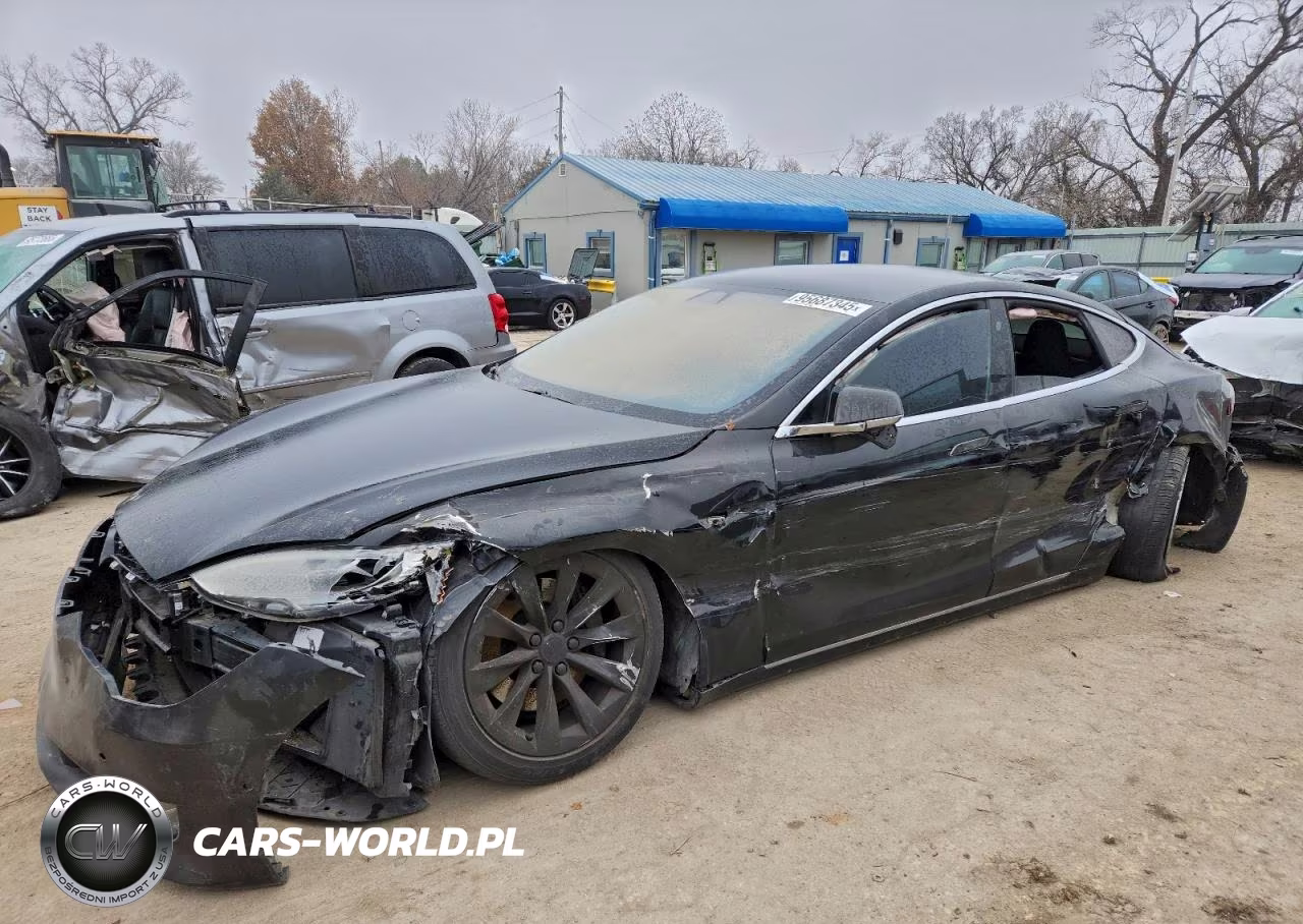 2017 Tesla Model S – zdjęcie 1 z 13