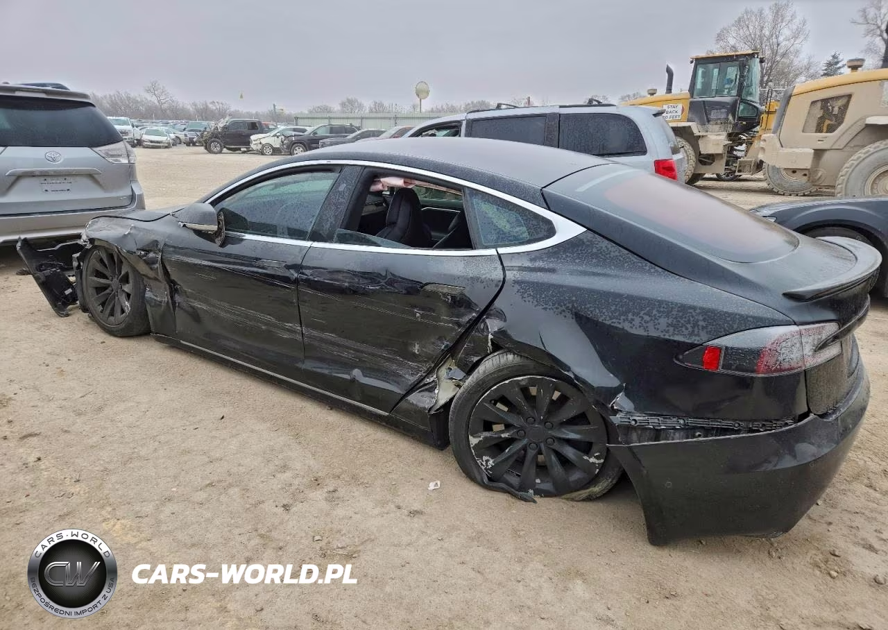 2017 Tesla Model S VIN:5YJSA1E14HF189679 - 2