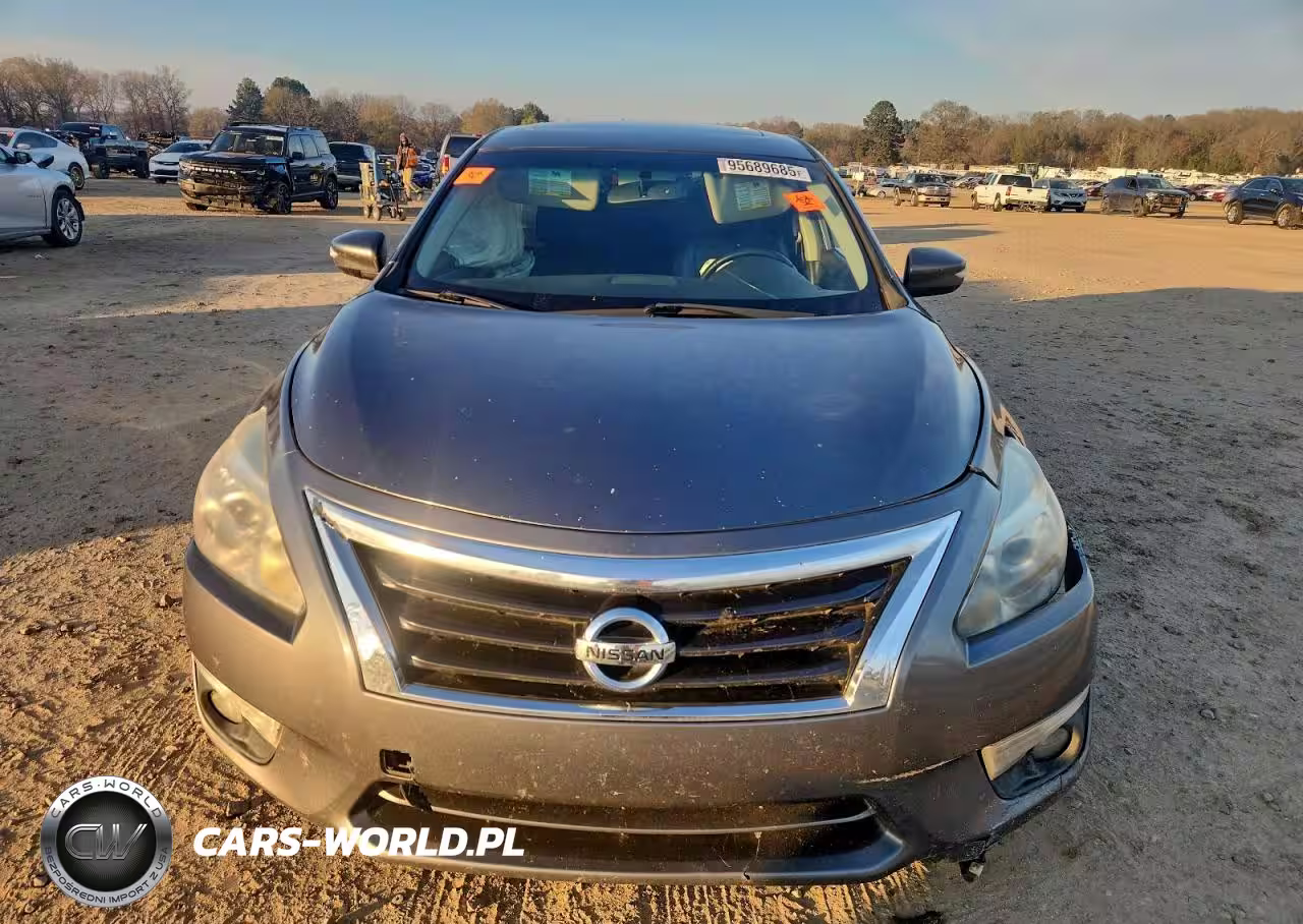 2014 Nissan Altima 2.5 VIN:1N4AL3AP2EC143942 - 5
